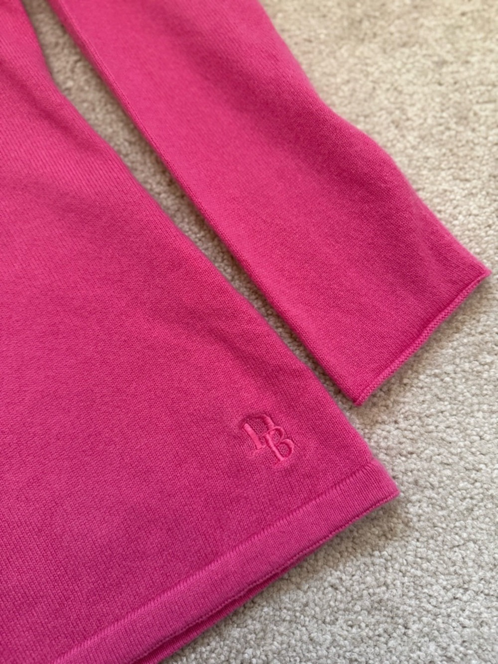 Dooney & Bourke Pink Long Sleeve Knit Sweater Top 100% Cashmere DB Embroidered - Picture 7 of 13